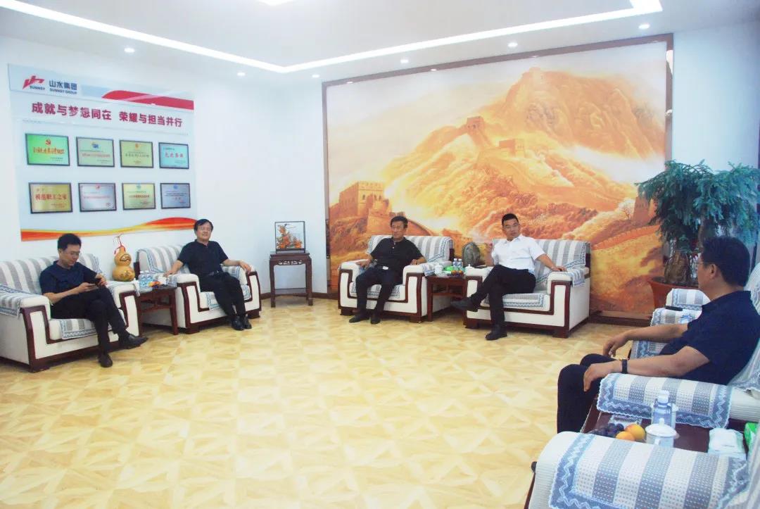 遼寧省建材協(xié)會會長趙福義到山水集團東北運營區(qū)走訪調研